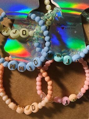 WWJD Jesus Christian Beaded Bracelet